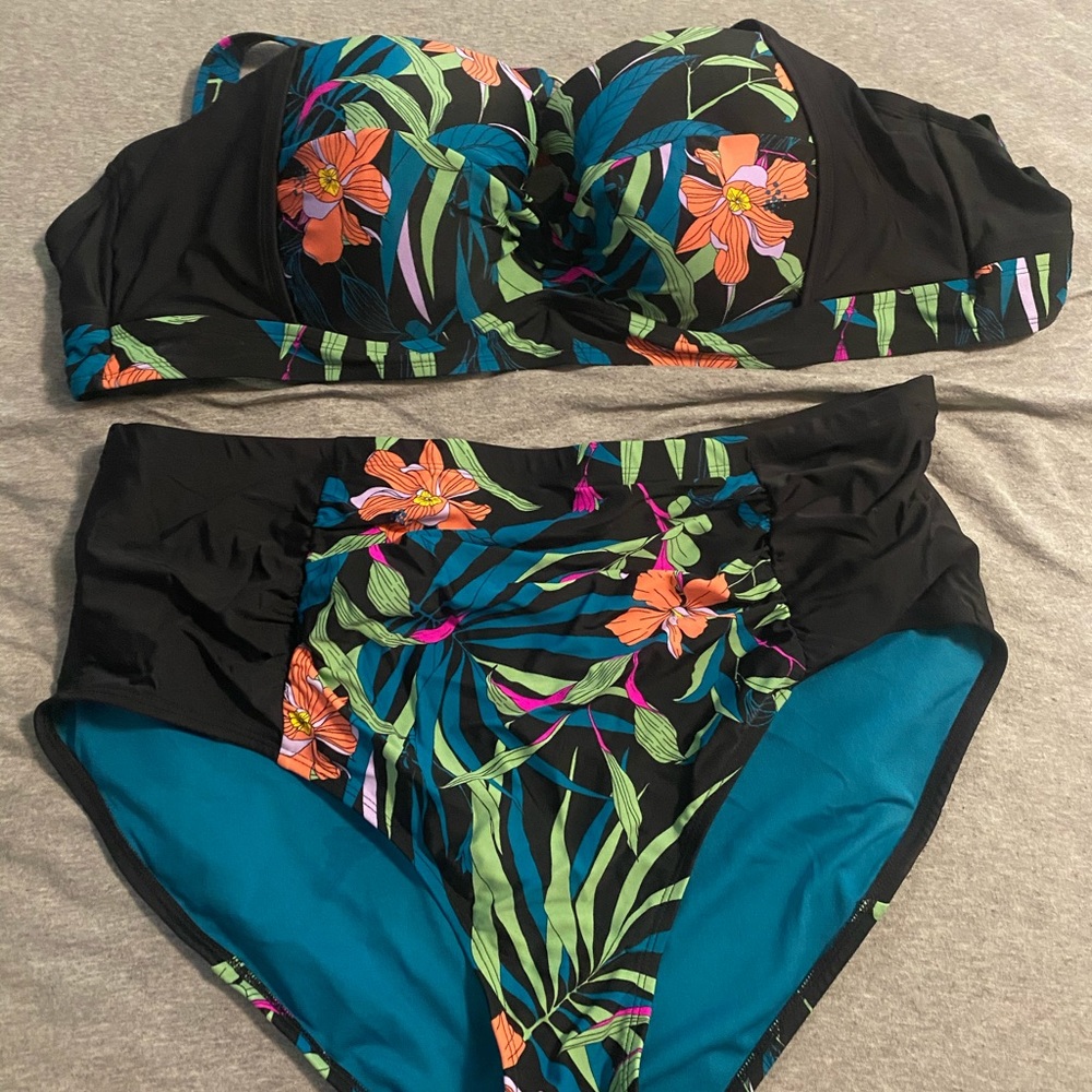 High waisted swim suit